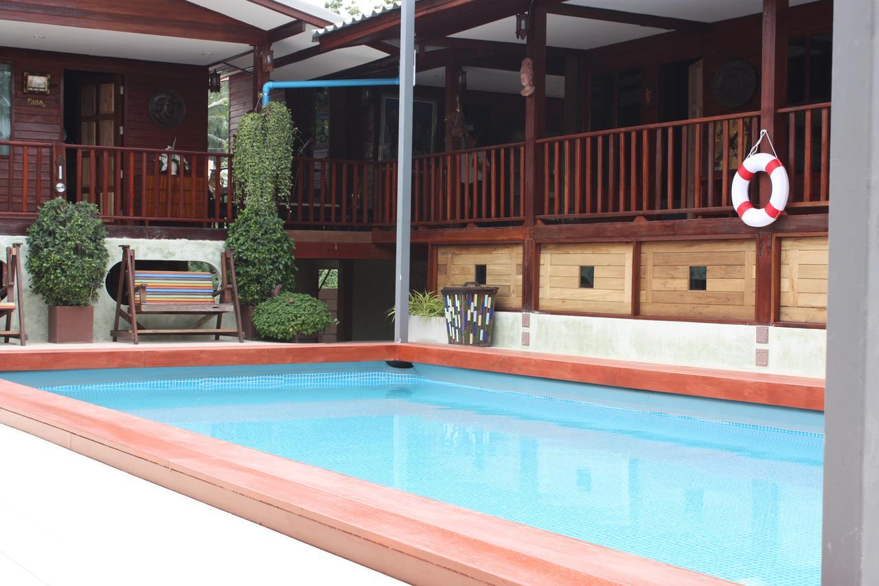 Chuchaiburi Sri Amphawa Ngoại thất bức ảnh