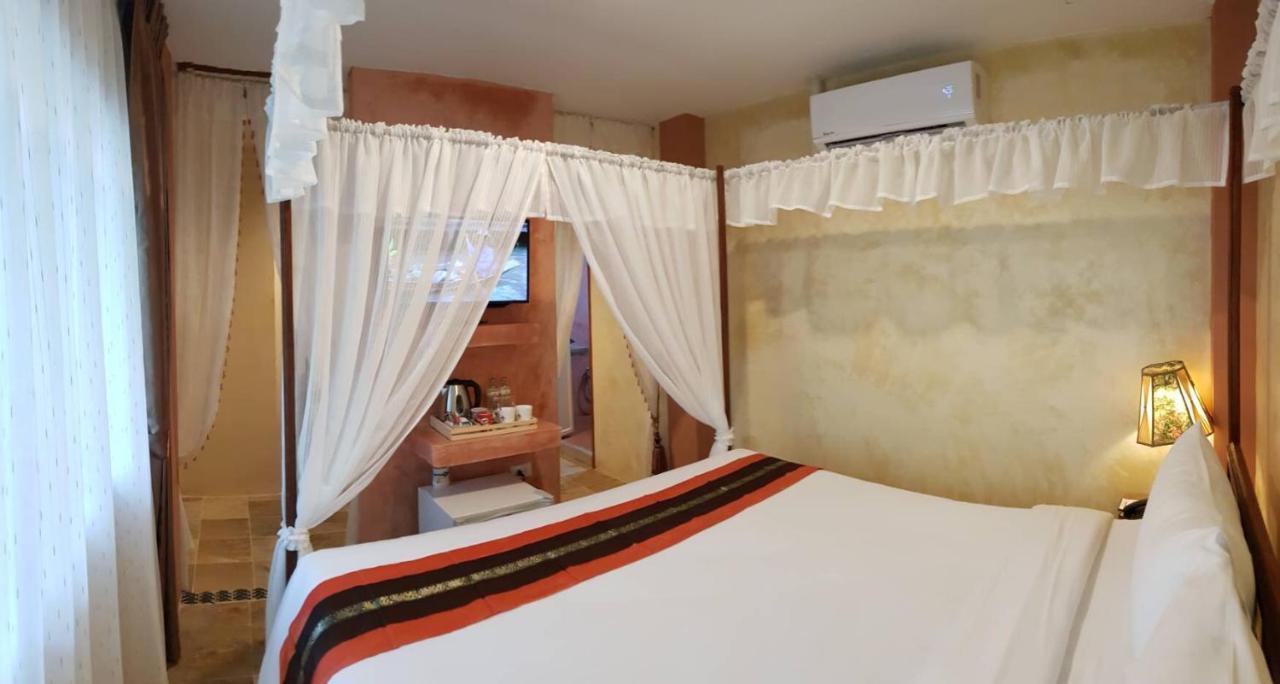 Chuchaiburi Sri Amphawa Ngoại thất bức ảnh